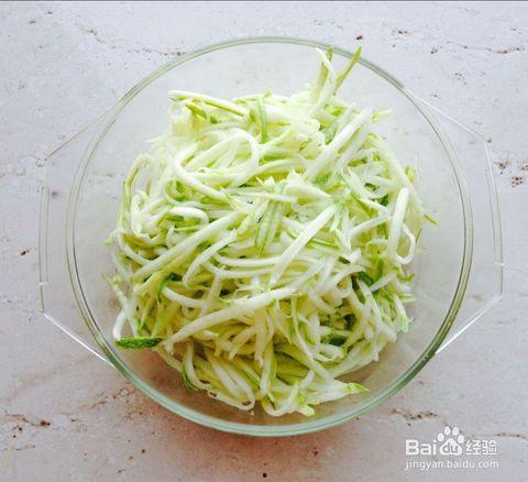 角瓜怎么凉拌着吃,角瓜凉拌新吃法