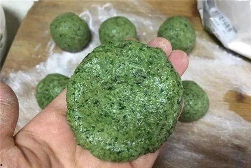 梦见到瓜园吃瓜好不好,吃瓜的吉兆解析